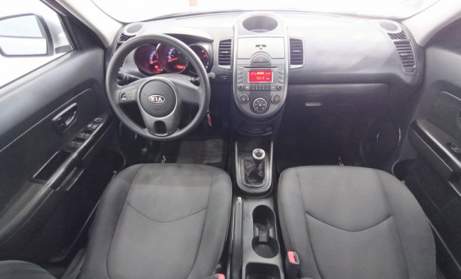 Kia Motors SOUL 1.6/ 1.6 16V FLEX Mec. 2010 Gasolina-7
