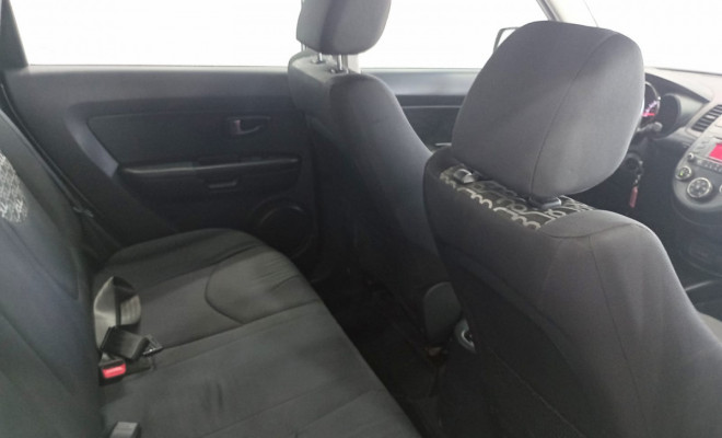 Kia Motors SOUL 1.6/ 1.6 16V FLEX Mec. 2010 Gasolina-9