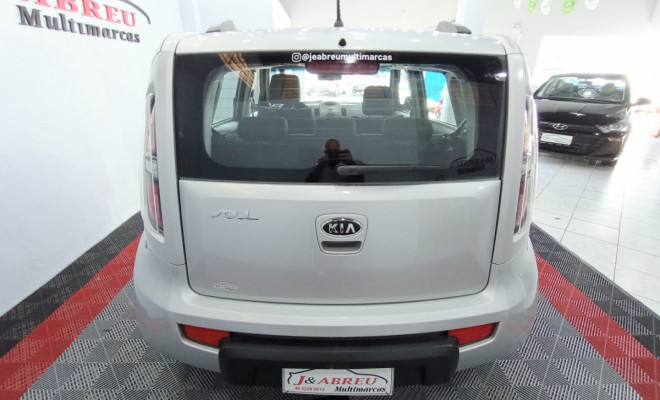 Kia Motors SOUL 1.6/ 1.6 16V FLEX Mec. 2010 Gasolina-3