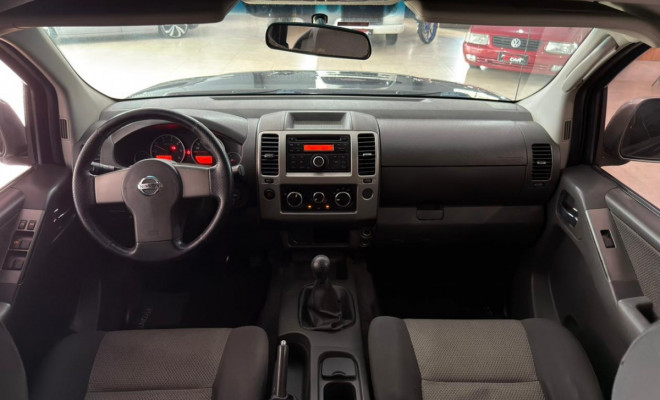 Nissan Frontier SV ATTACK CD 4x2 2.5 TB Diesel 2014 Diesel-8