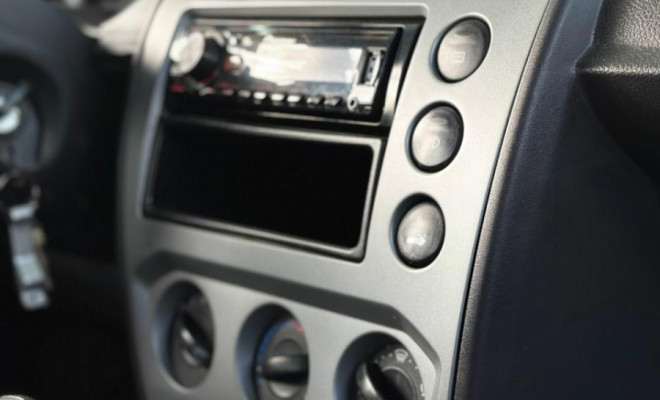 Ford Fiesta Sed. 1.6 8V Flex 4p 2009 Flex-9