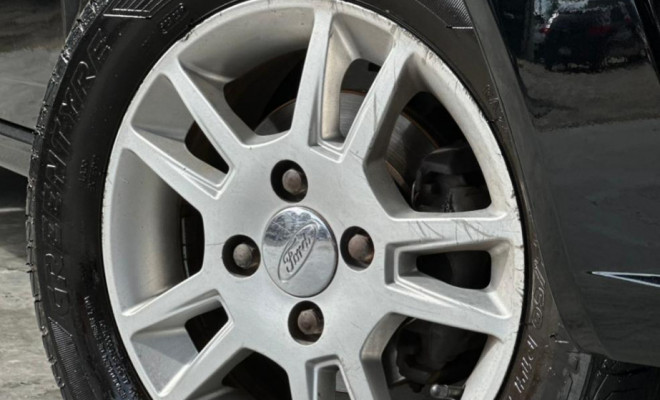 Ford Fiesta Sed. 1.6 8V Flex 4p 2009 Flex-15