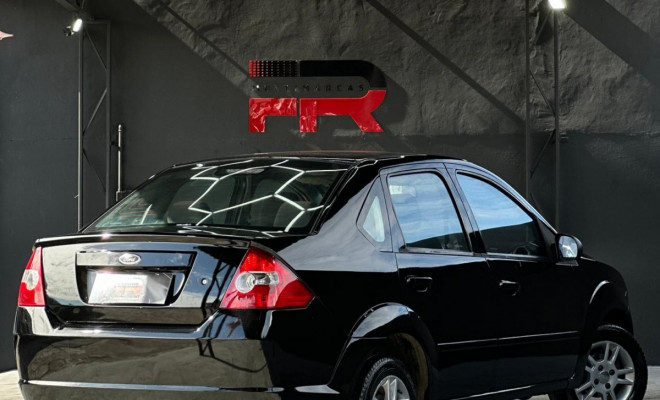 Ford Fiesta Sed. 1.6 8V Flex 4p 2009 Flex-2