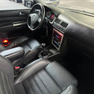 VW - VolksWagen Golf Sportline 1.6 Mi Total Flex 8V 4p 2011 Flex-6