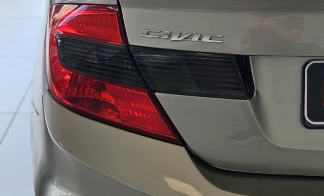 Honda Civic Sedan EXS 1.8/1.8 Flex 16V Aut. 4p 2012 Flex-17