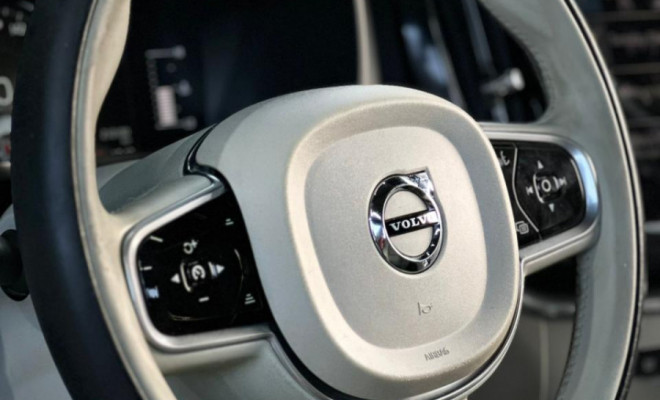 Volvo XC 60 T-5 MOMENTUM 2.0 254cv AWD 5p 2018 Gasolina-22