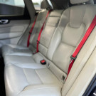 Volvo XC 60 T-5 MOMENTUM 2.0 254cv AWD 5p 2018 Gasolina-18