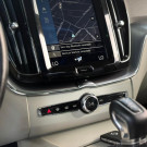 Volvo XC 60 T-5 MOMENTUM 2.0 254cv AWD 5p 2018 Gasolina-17