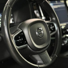 Volvo XC 60 T-5 MOMENTUM 2.0 254cv AWD 5p 2018 Gasolina-7