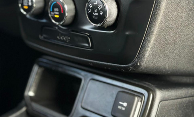 Jeep Renegade1.8 4x2 Flex 16V Aut. 2020 Flex-13