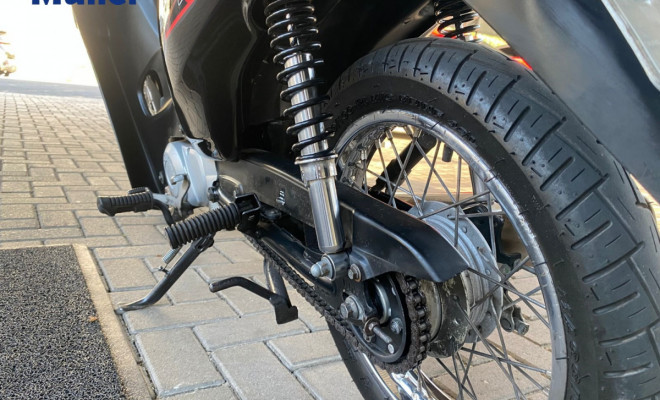 HONDA C 100 BIZ-ES 2005 Gasolina-7