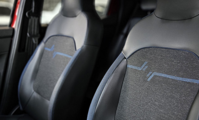 Renault KWID Intense 1.0 Flex 12V 5p Mec. 2023 Flex-11