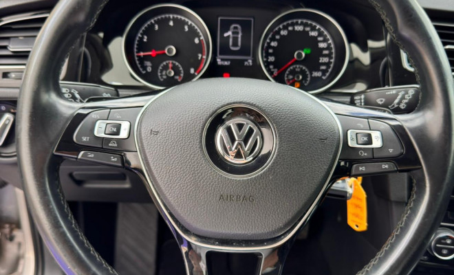 VW - VolksWagen Golf Highline 1.4 TSI 140cv Aut. 2015 Gasolina-12