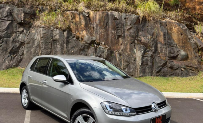 VW - VolksWagen Golf Highline 1.4 TSI 140cv Aut. 2015 Gasolina