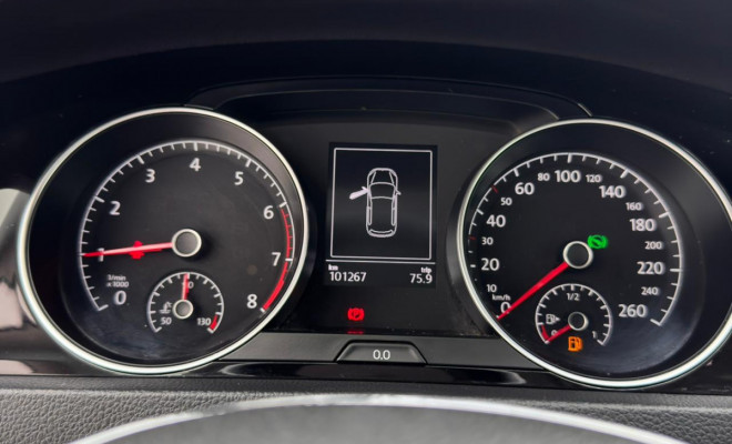 VW - VolksWagen Golf Highline 1.4 TSI 140cv Aut. 2015 Gasolina-13