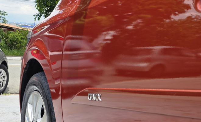 GM - Chevrolet ONIX  Lollapalooza 1.0 F.Power 5p Mec. 2014 Flex-11