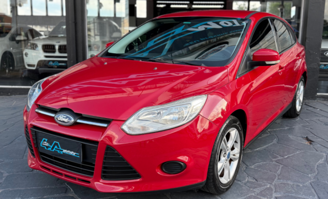 Ford Focus 1.6 S/SE/SE Plus Flex 8V/16V  5p 2014 Flex-2
