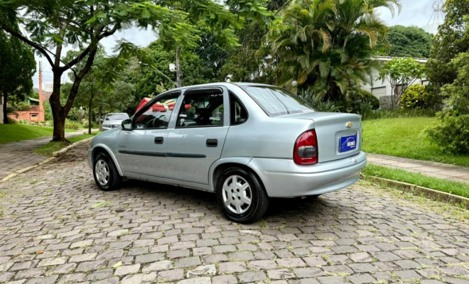 GM - Chevrolet Classic Life/LS 1.0 VHC FlexP. 4p 2010 Flex-15