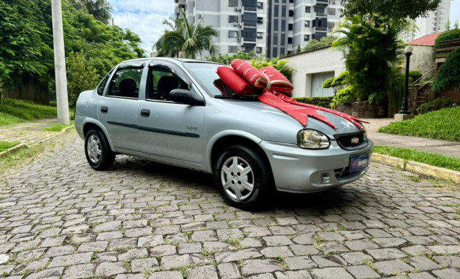 GM - Chevrolet Classic Life/LS 1.0 VHC FlexP. 4p 2010 Flex