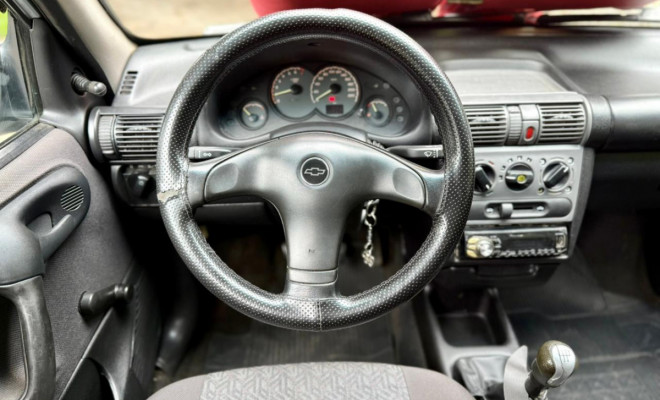 GM - Chevrolet Classic Life/LS 1.0 VHC FlexP. 4p 2010 Flex-11