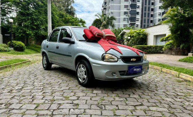 GM - Chevrolet Classic Life/LS 1.0 VHC FlexP. 4p 2010 Flex-1