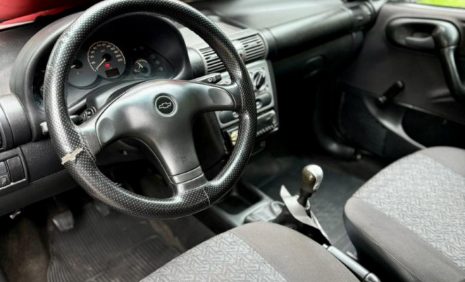 GM - Chevrolet Classic Life/LS 1.0 VHC FlexP. 4p 2010 Flex-7