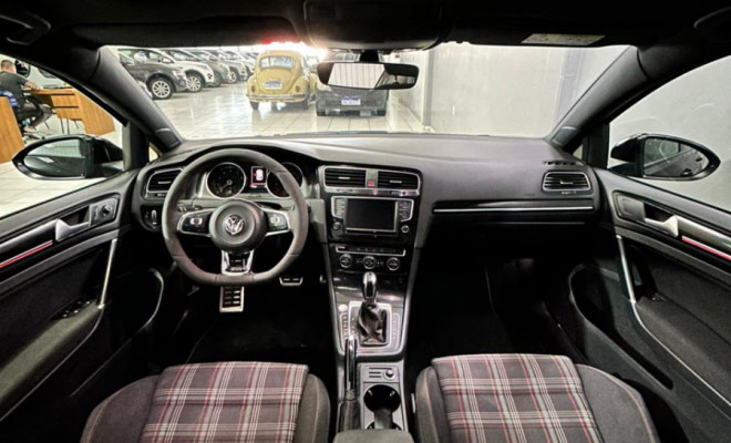 VW - VolksWagen Golf GTi 2.0 TSI 220cv Aut. 2017 Gasolina-6