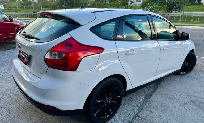 Ford Focus 2.0 Flex - 2015-2