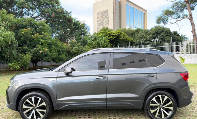 VW - VolksWagen TAOS Highline 1.4 250 TSI Flex Aut. 2023 Flex-6