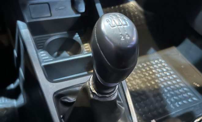 Renault KWID Zen 1.0 Flex 12V 5p Mec. 2020 Flex-8