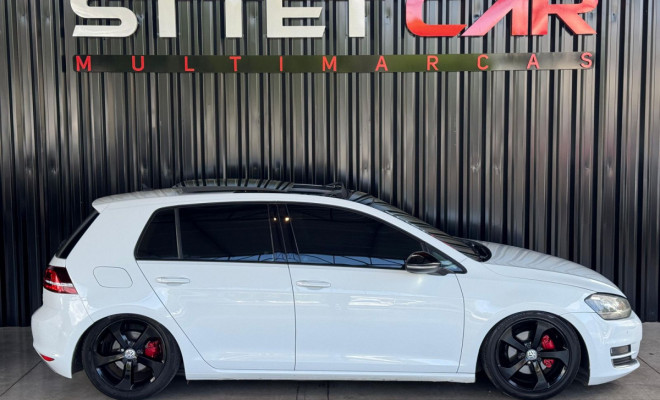 VW - VolksWagen Golf Highline 1.4 TSI 140cv Aut. 2014 Flex-6
