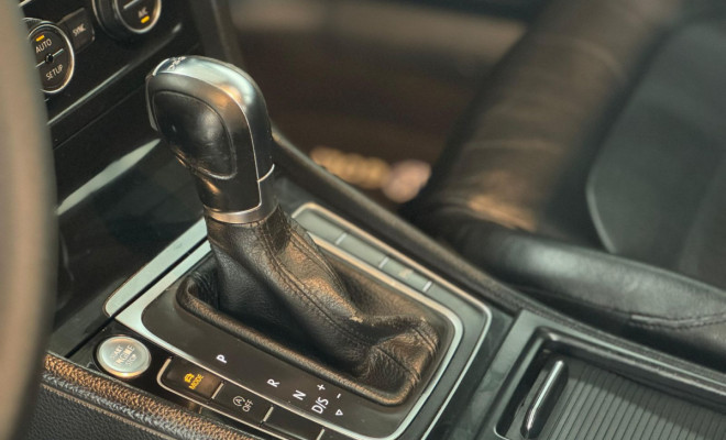 VW - VolksWagen Golf Highline 1.4 TSI 140cv Aut. 2014 Flex-14