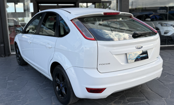 Ford Focus 1.6 S/SE/SE Plus Flex 8V/16V  5p 2012 Flex-9