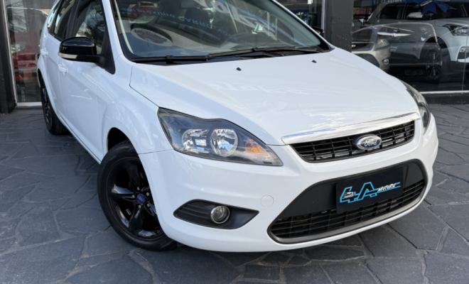 Ford Focus 1.6 S/SE/SE Plus Flex 8V/16V  5p 2012 Flex-2