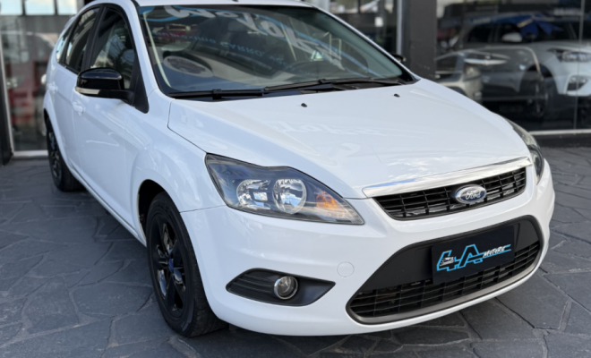 Ford Focus 1.6 S/SE/SE Plus Flex 8V/16V  5p 2012 Flex-1