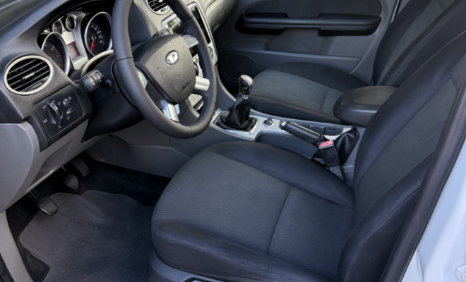 Ford Focus 1.6 S/SE/SE Plus Flex 8V/16V  5p 2012 Flex-6