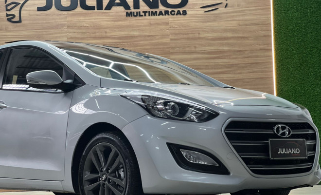 Hyundai i30 1.8 16V Aut. 5p 2016 Gasolina-11