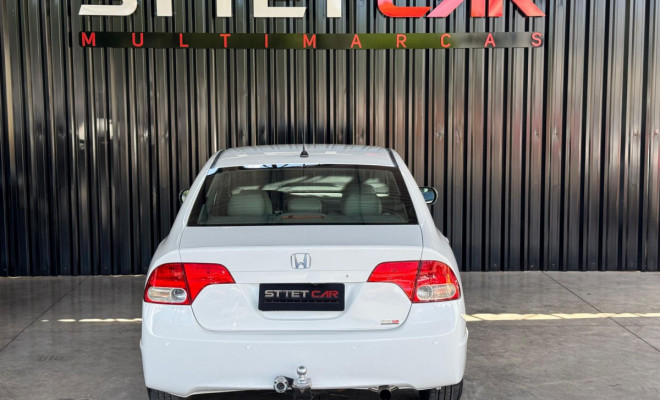 Honda Civic Sedan LXS 1.8/1.8 Flex 16V Aut. 4p 2011 Flex-4