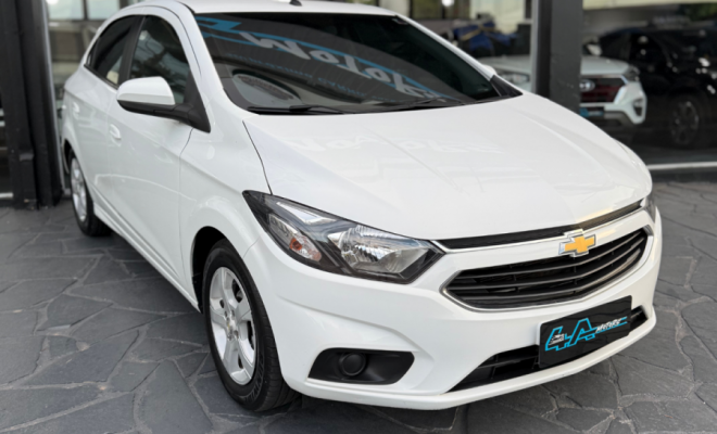 GM - Chevrolet ONIX HATCH LT 1.4 8V FlexPower 5p Mec. 2019 Flex-0