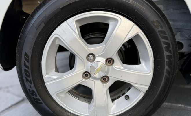 GM - Chevrolet ONIX HATCH LT 1.4 8V FlexPower 5p Mec. 2019 Flex-10