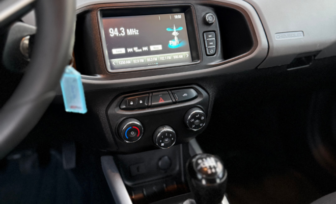 GM - Chevrolet ONIX HATCH LT 1.4 8V FlexPower 5p Mec. 2019 Flex-6