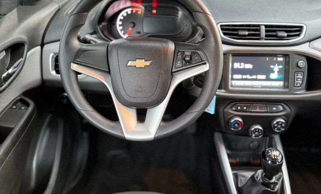 GM - Chevrolet ONIX HATCH LT 1.4 8V FlexPower 5p Mec. 2019 Flex-5