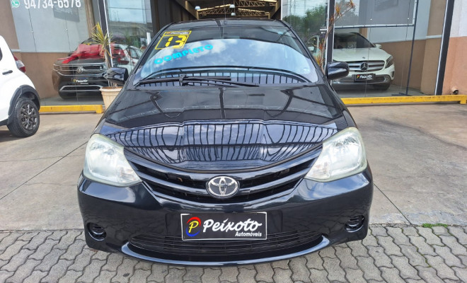 Toyota ETIOS XS  1.3 Flex 16V 5p Mec. 2013 Flex-0