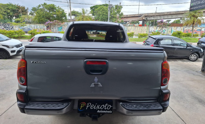 Mitsubishi L200 Triton GLS 3.2 CD TB Int.Diesel Mec 2013 Diesel-5