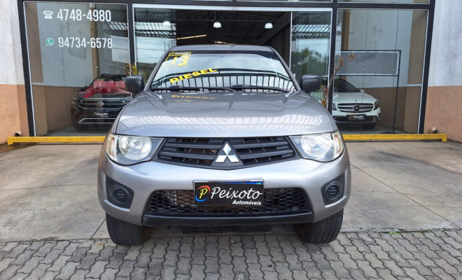 Mitsubishi L200 Triton GLS 3.2 CD TB Int.Diesel Mec 2013 Diesel-1