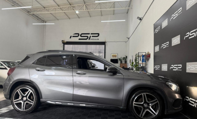Mercedes-Benz GLA 250 Sport 2.0 TB 16V 4x2  211cv Aut. 2016 Gasolina-10