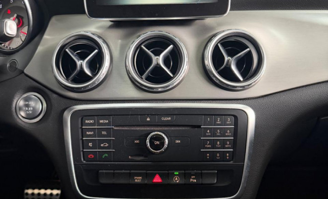 Mercedes-Benz GLA 250 Sport 2.0 TB 16V 4x2  211cv Aut. 2016 Gasolina-15