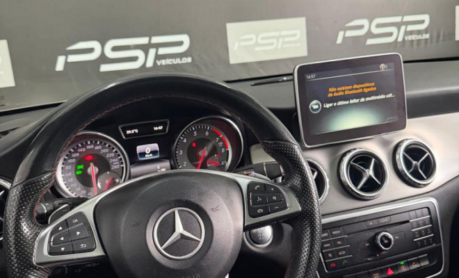 Mercedes-Benz GLA 250 Sport 2.0 TB 16V 4x2  211cv Aut. 2016 Gasolina-14