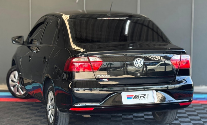 VW - VolksWagen VOYAGE 1.0/1.0 City Mi Total Flex 8V 4p 2014 Flex-1