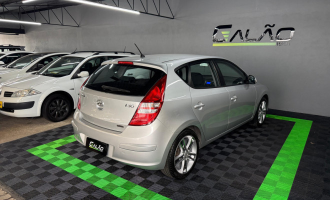 Hyundai i30 2.0 16V 145cv 5p Mec. 2010 Gasolina-2